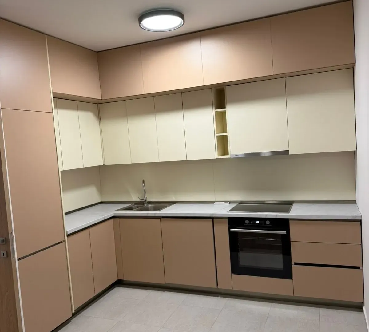 Izdavanje, jednosoban stan, 52m², Master Kvart, Podgorica