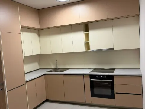 Izdavanje, jednosoban stan, 52m², Master Kvart, Podgorica - image 1