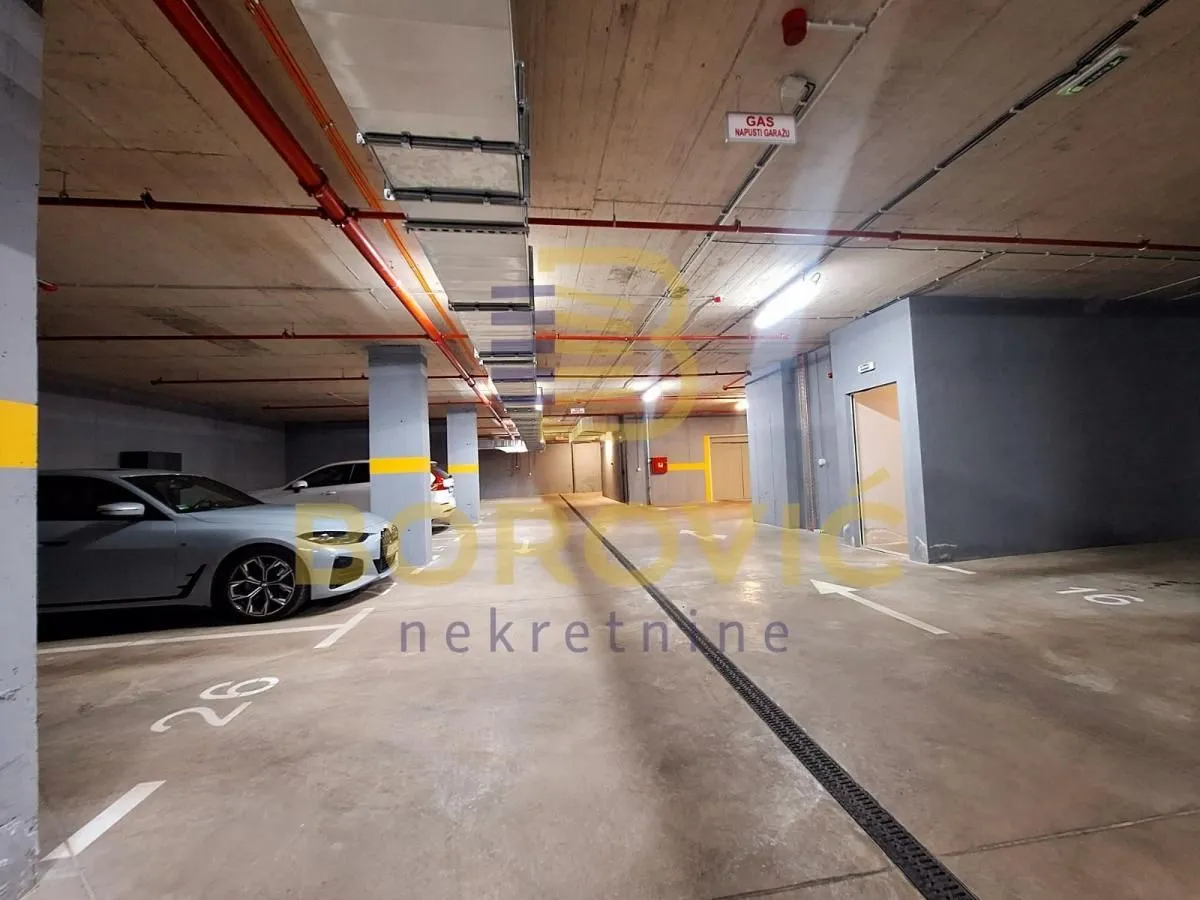 Sale, parking/garage, 13m², Vračar Sve Podlokacije, Beograd