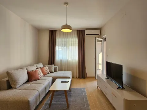 Izdavanje, stan, 50m², City Kvart, Podgorica
