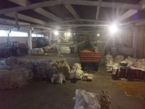 Izdavanje, poslovni prostor, 1377m², Surčin, Beograd - image 5