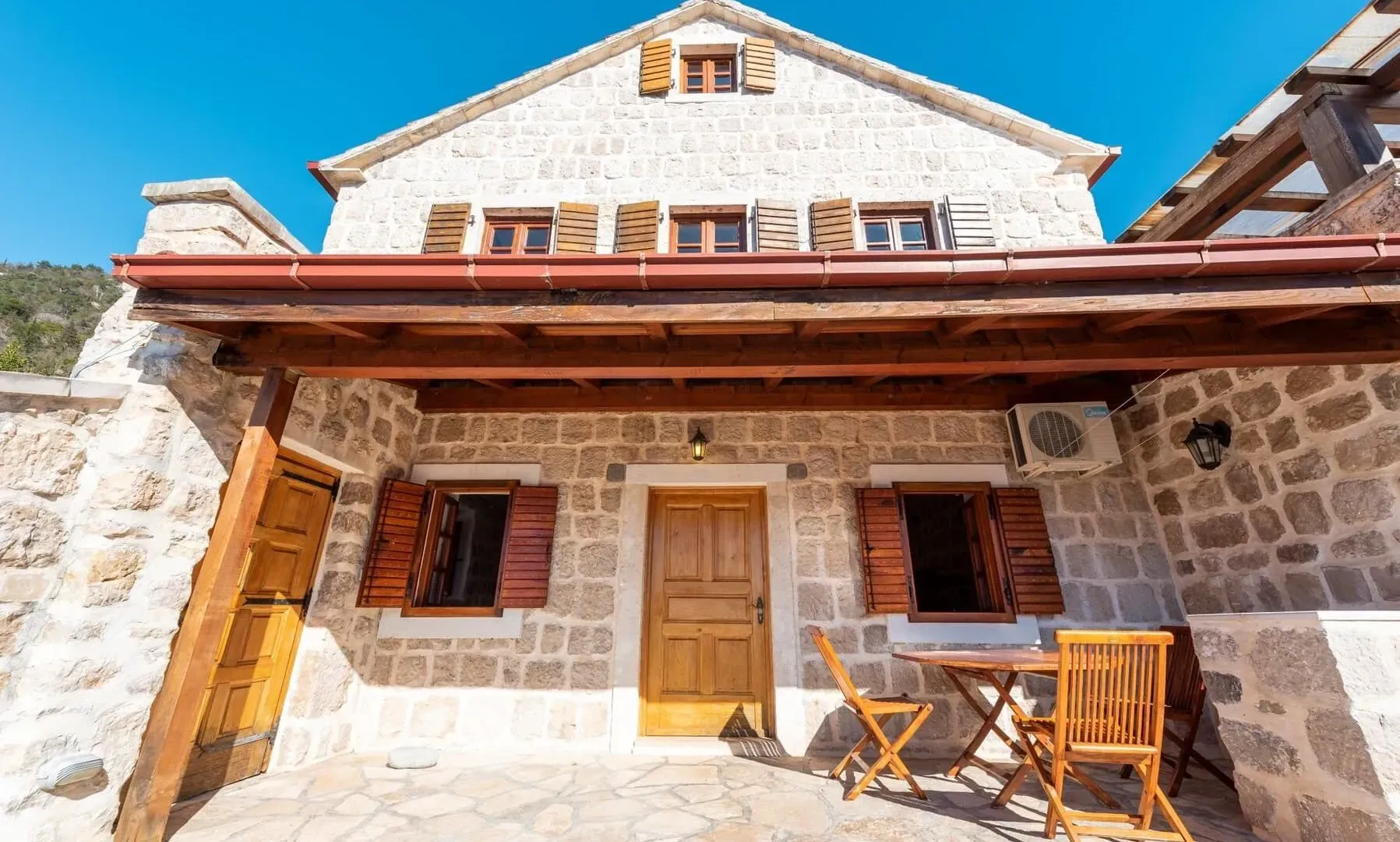Sale, two bedroom apartment, 87m², Perast, Kotor