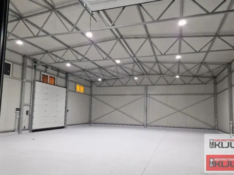 Rent, office space, 300m², Veternik, Novi Sad Sve Podlokacije - image 13