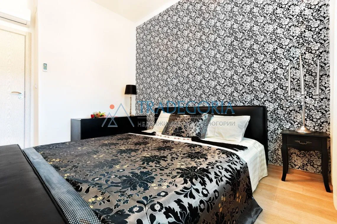 Prodaja, dvosoban stan, 82m², Bečići, Budva