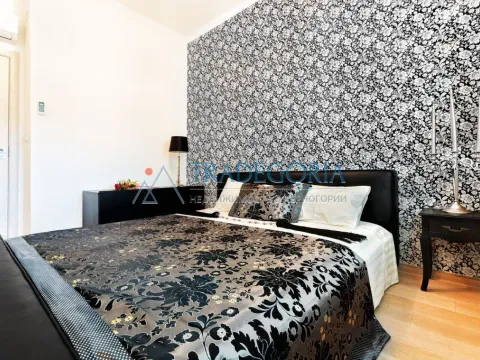 Prodaja, dvosoban stan, 82m², Bečići, Budva - image 11