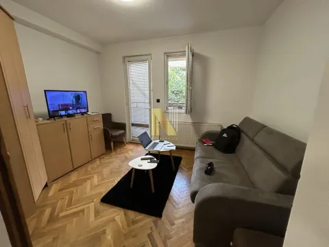 Prodaja, jednosoban stan, 44m², Grbavica, Novi Sad Sve Podlokacije - image 1