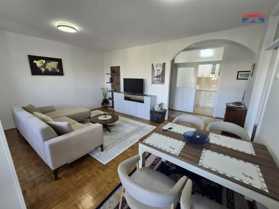 Izdavanje, dvosoban stan, 52m², Grbavica, Novi Sad Sve Podlokacije