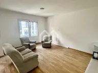 Izdavanje, poslovni prostor, 65m², Južni Bulevar, Vračar Sve Podlokacije - image 3