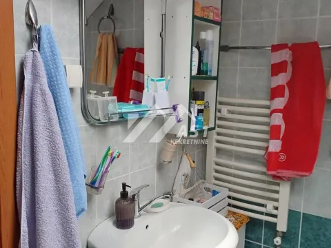 Sale, three bedroom apartment, 72m², Detelinara, Novi Sad Sve Podlokacije - image 12