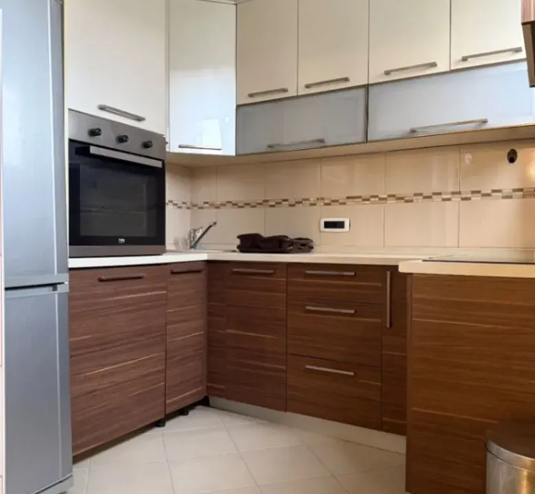 Izdavanje, jednosoban stan, 52m², Dalmatinska ulica, Podgorica