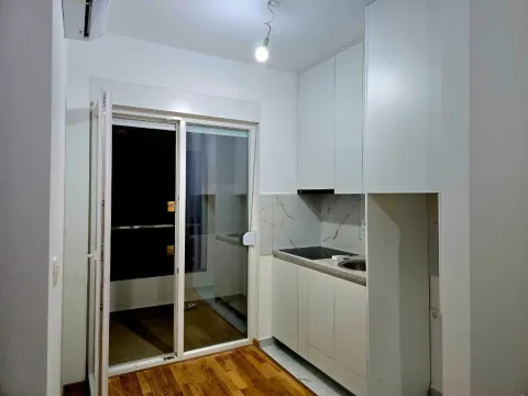 Sale, one bedroom apartment, 37m², Bečići, Budva - image 3