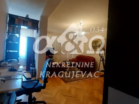 Prodaja, kuća, 330m², Erdoglija, Kragujevac - image 6