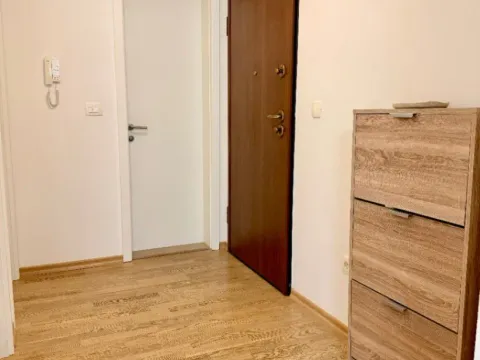 Izdavanje, dvosoban stan, 70m², Centar, Budva - image 4