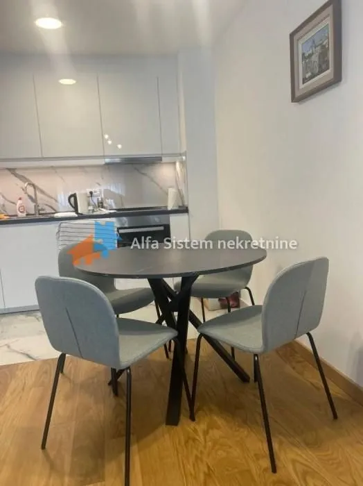 Rent, three bedroom apartment, 90m², Tašmajdan, Palilula Sve Podlokacije