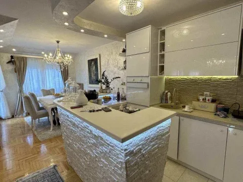 Sale, two bedroom apartment, 90m², Budva, Crna Gora - image 6