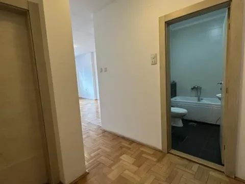 Izdavanje, jednosoban stan, 45m², Grbavica, Novi Sad Sve Podlokacije - image 8