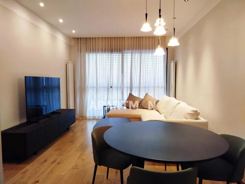Rent, four bedroom apartment, 89m², Stari Grad, Beograd