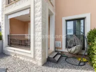 Izdavanje, jednosoban stan, 54m², Luštica Bay, Tivat - image 10