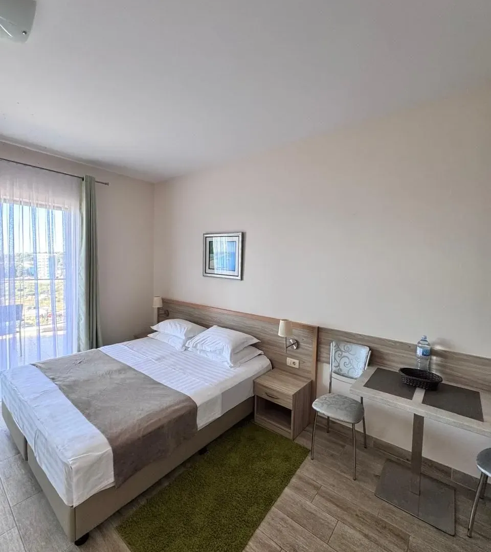 Prodaja, garsonjera, 40m², Bečići, Budva