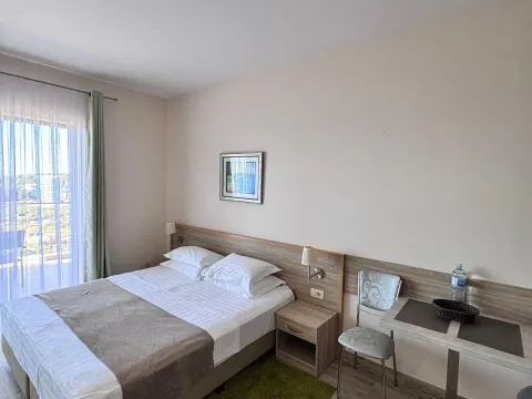 Prodaja, garsonjera, 40m², Bečići, Budva - image 4