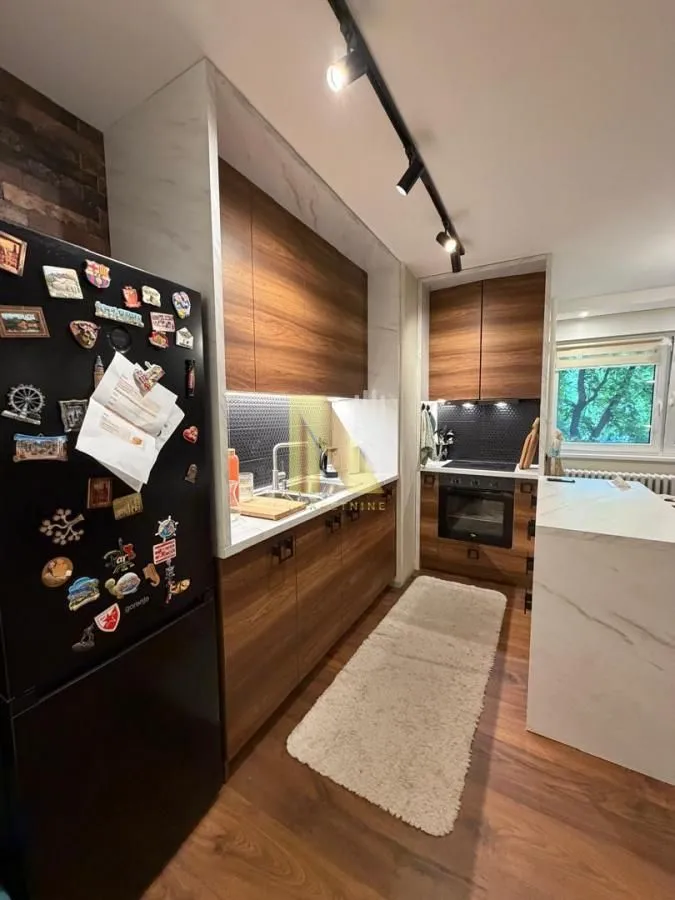 Prodaja, trosoban stan, 82m², Grbavica, Novi Sad Sve Podlokacije