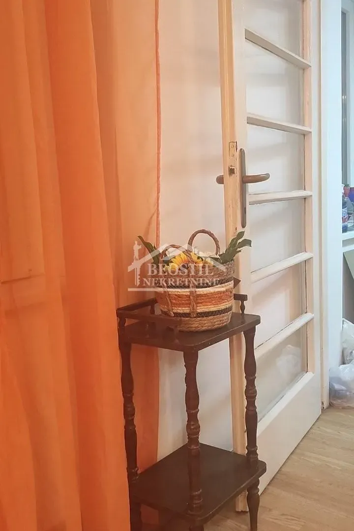 Rent, one bedroom apartment, 38m², Savski Venac, Beograd
