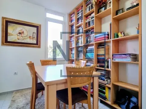 Rent, two bedroom apartment, 76m², Blok 6, Podgorica - image 3