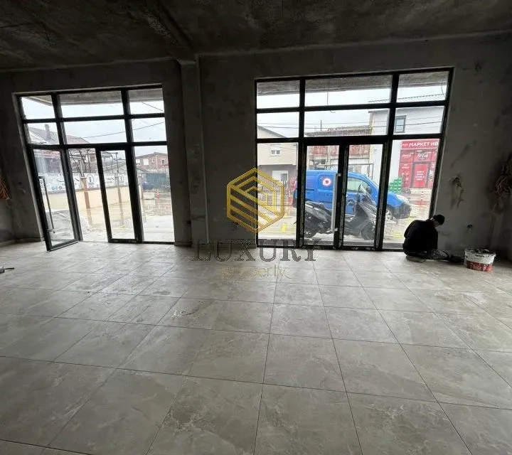 Rent, office space, 140m², Tološi, Podgorica
