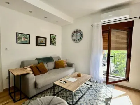 Sale, one bedroom apartment, 46m², Centar, Tivat - image 9
