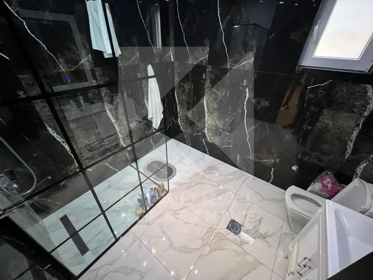 Izdavanje, kuća, 137m², Murtovina, Podgorica
