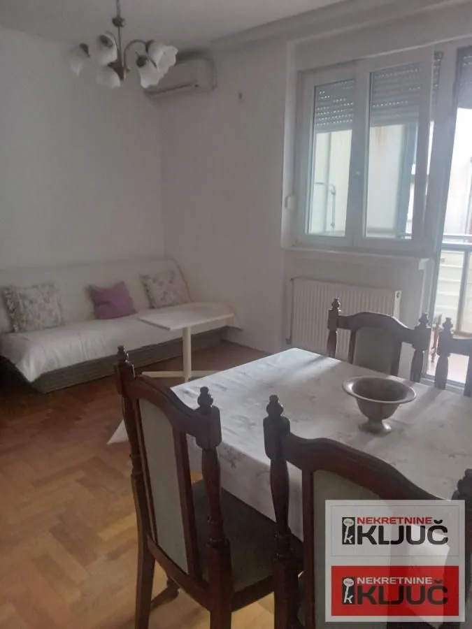 Izdavanje, dvosoban stan, 52m², Sajmište, Novi Sad