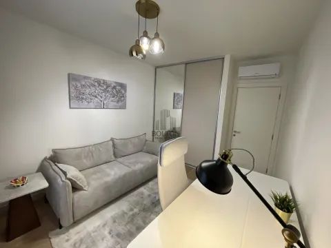 Izdavanje, trosoban stan, 86m², Savski Venac, Beograd - image 11