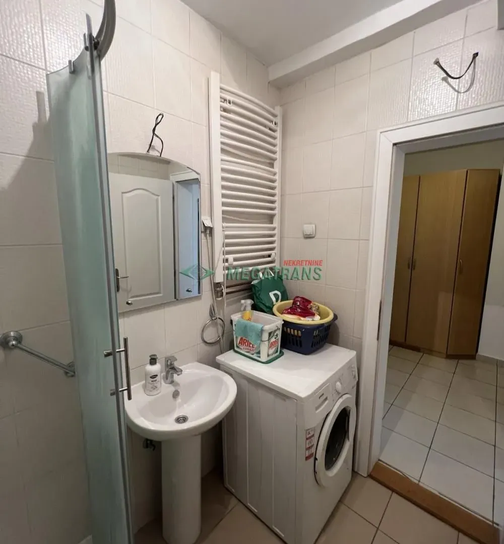Izdavanje, jednosoban stan, 35m², Nova Detelinara, Novi Sad Sve Podlokacije