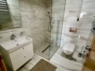 Izdavanje, trosoban stan, 113m², Preko Morače, Podgorica - image 7