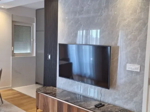 Izdavanje, trosoban stan, 94m², Central Point, Podgorica - image 6