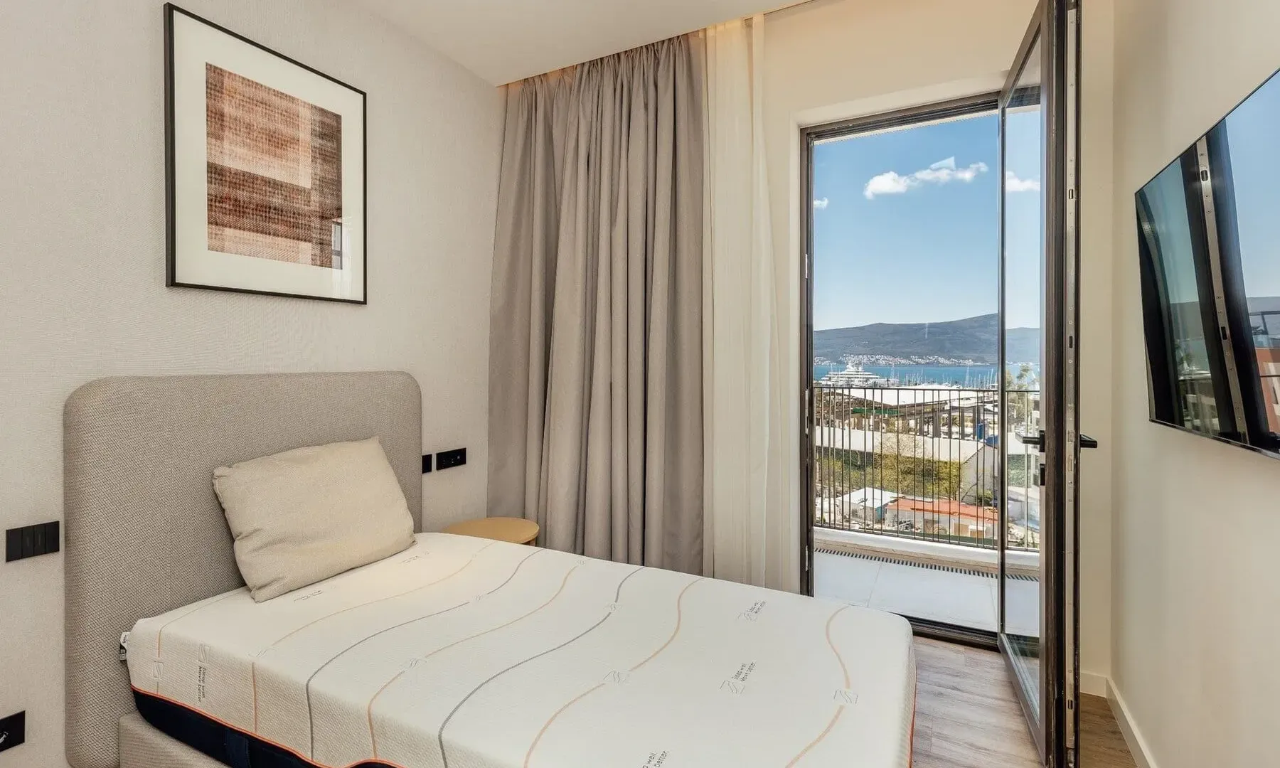 Prodaja, dvosoban stan, 87m², Porto Montenegro, Tivat