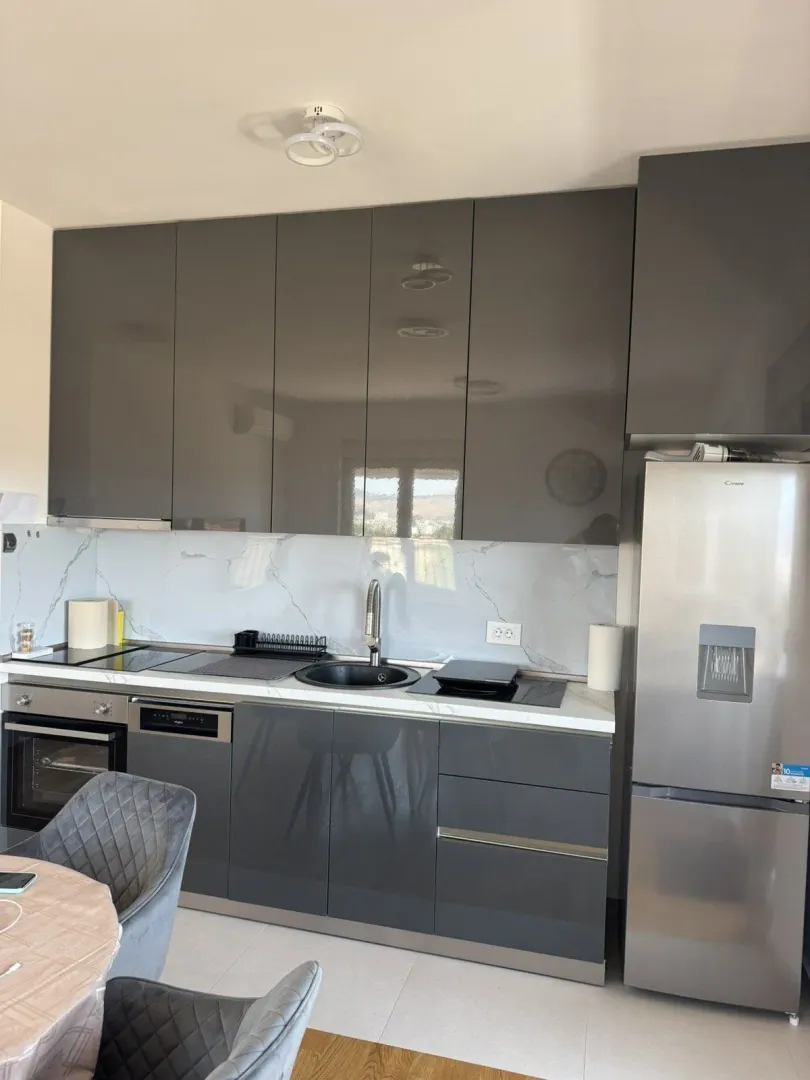Izdavanje, dvosoban stan, 66m², Stari Aerodrom, Podgorica