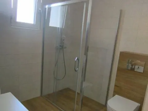 Izdavanje, trosoban stan, 100m², Zagorič, Podgorica - image 7