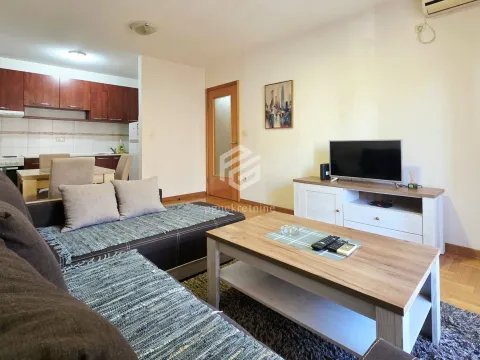 Prodaja, jednosoban stan, 41m², Stari Aerodrom, Podgorica - image 4