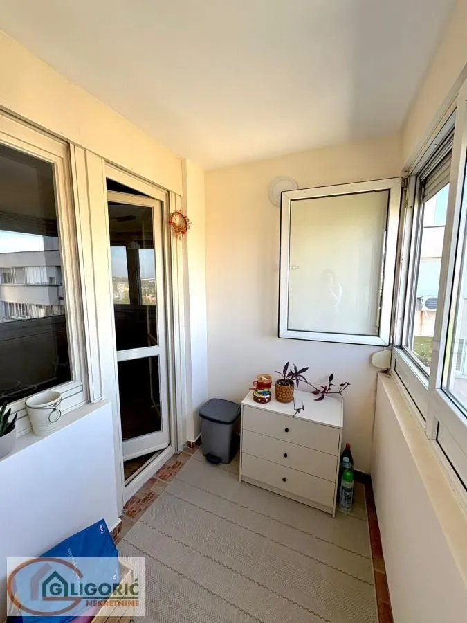 Prodaja, trosoban stan, 70m², Voždovac Sve Podlokacije, Beograd