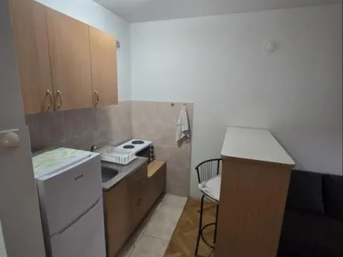 Izdavanje, garsonjera, 25m², Grbavica, Novi Sad Sve Podlokacije - image 7