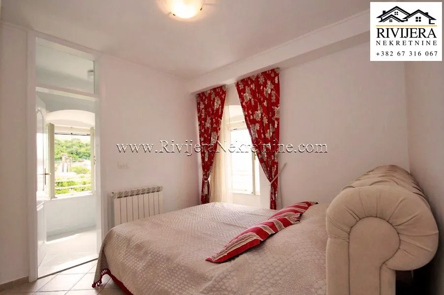 Prodaja, kuća, 230m², Meljine, Herceg Novi