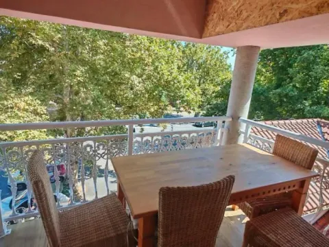 Rent, four bedroom apartment, 105m², Cvetkova Pijaca, Zvezdara Sve Podlokacije - image 6