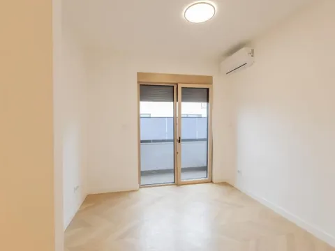 Sale, four bedroom apartment, 114m², Stari grad, Novi Sad - image 7