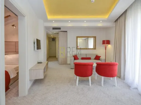 Izdavanje, ugostiteljski objekat, 1030m², Centar, Budva - image 11