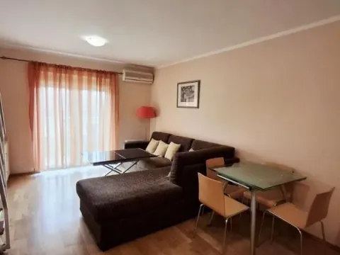 Sale, one bedroom apartment, 52m², Bečići, Budva - image 2