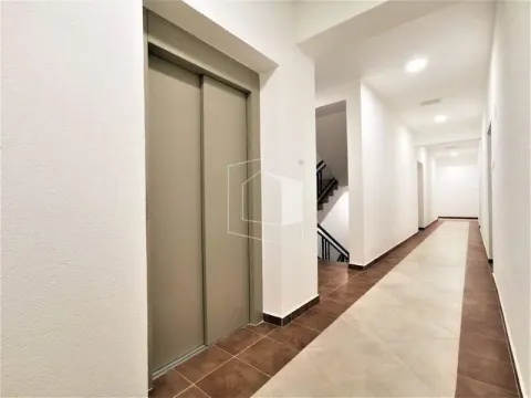 Rent, apartment, 27m², Podgorica, Crna Gora - image 11