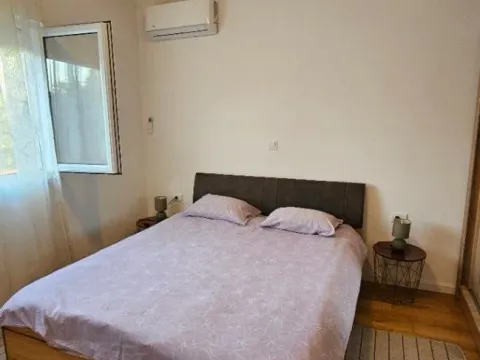 Izdavanje, jednosoban stan, 49m², Centar, Podgorica - image 7