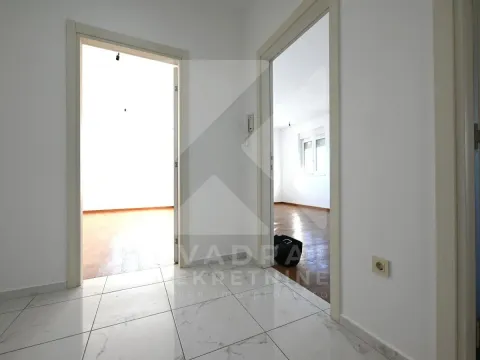 Izdavanje, dvosoban stan, 70m², Zabjelo, Podgorica - image 5