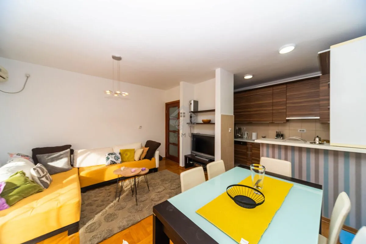 Rent, two bedroom apartment, 70m², Preko Morače, Podgorica